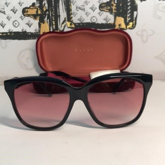 New Authentic Gucci Black and Pink Sunglasses GG0800SA 002 - Picture 8 of 13